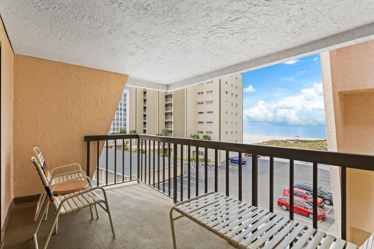 Gulf Gate Resort By Travel Resort Services St. Pete Beach Exterior foto
